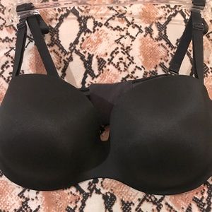 Black bra strapless